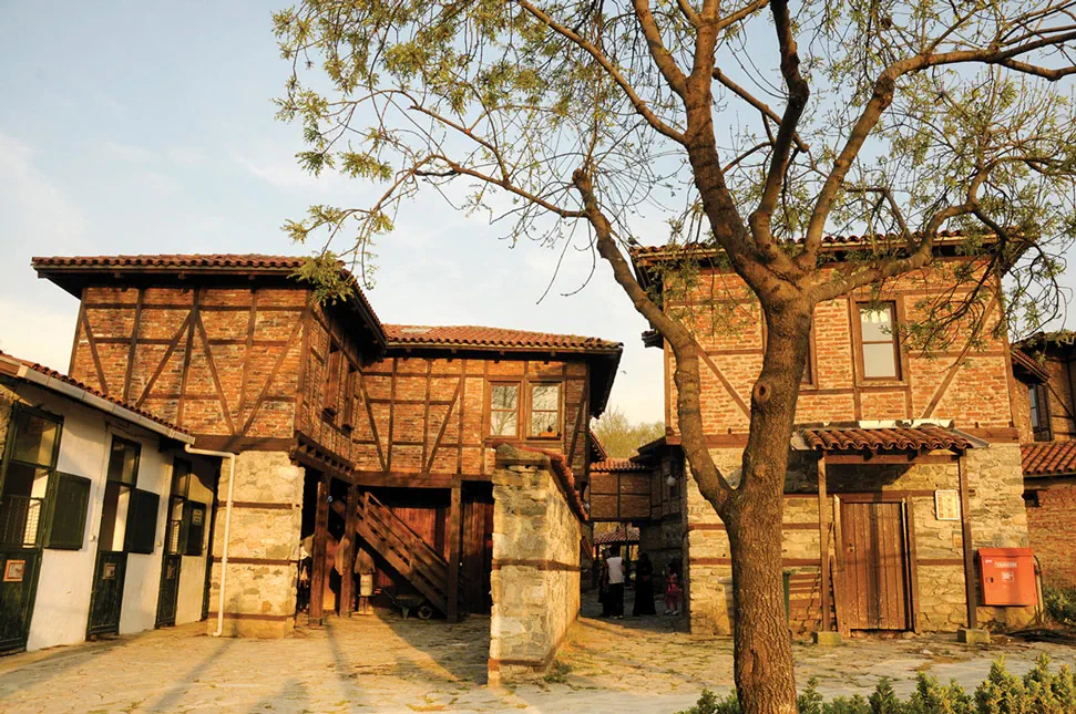 Tarihi Bursa evleri minyatür maketleri ve mimarisi